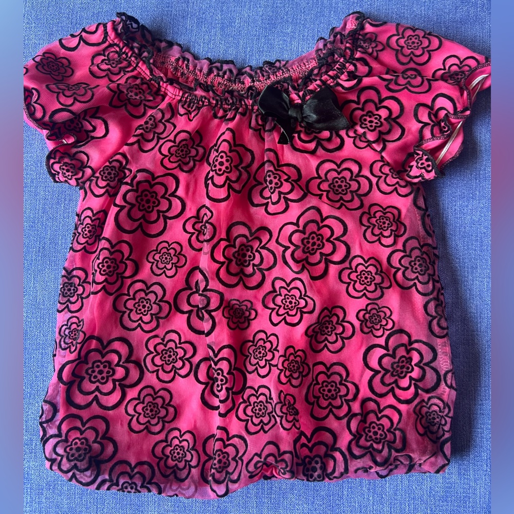 Pretty in pink shirt Girls 2T